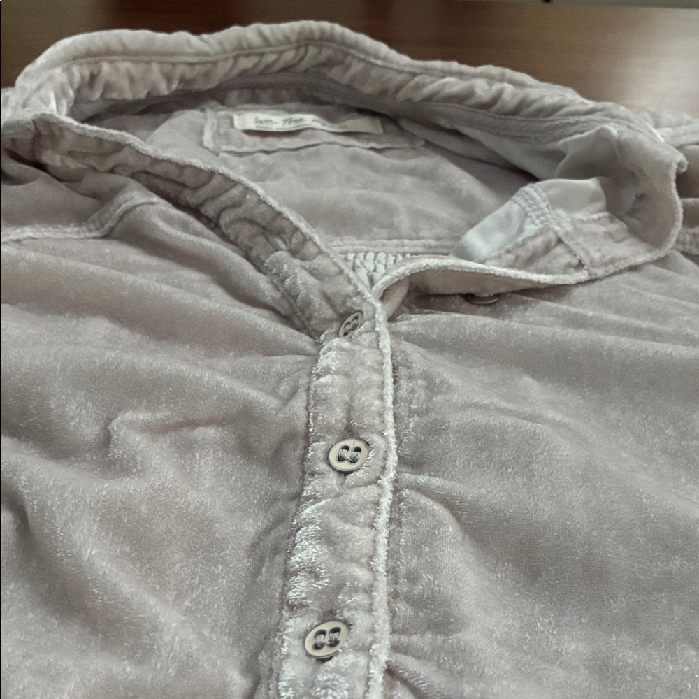 Free People. We The Free     VELVET Gray Button Down Shirt     see measurements